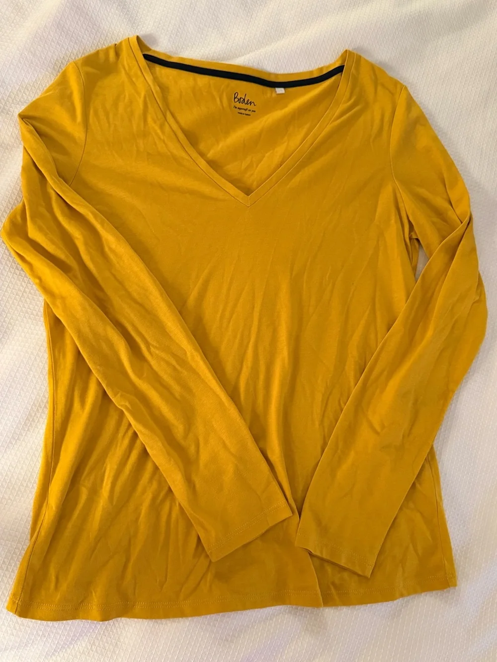 Boden Women's V-Neck Long Sleeve Top — Yellow